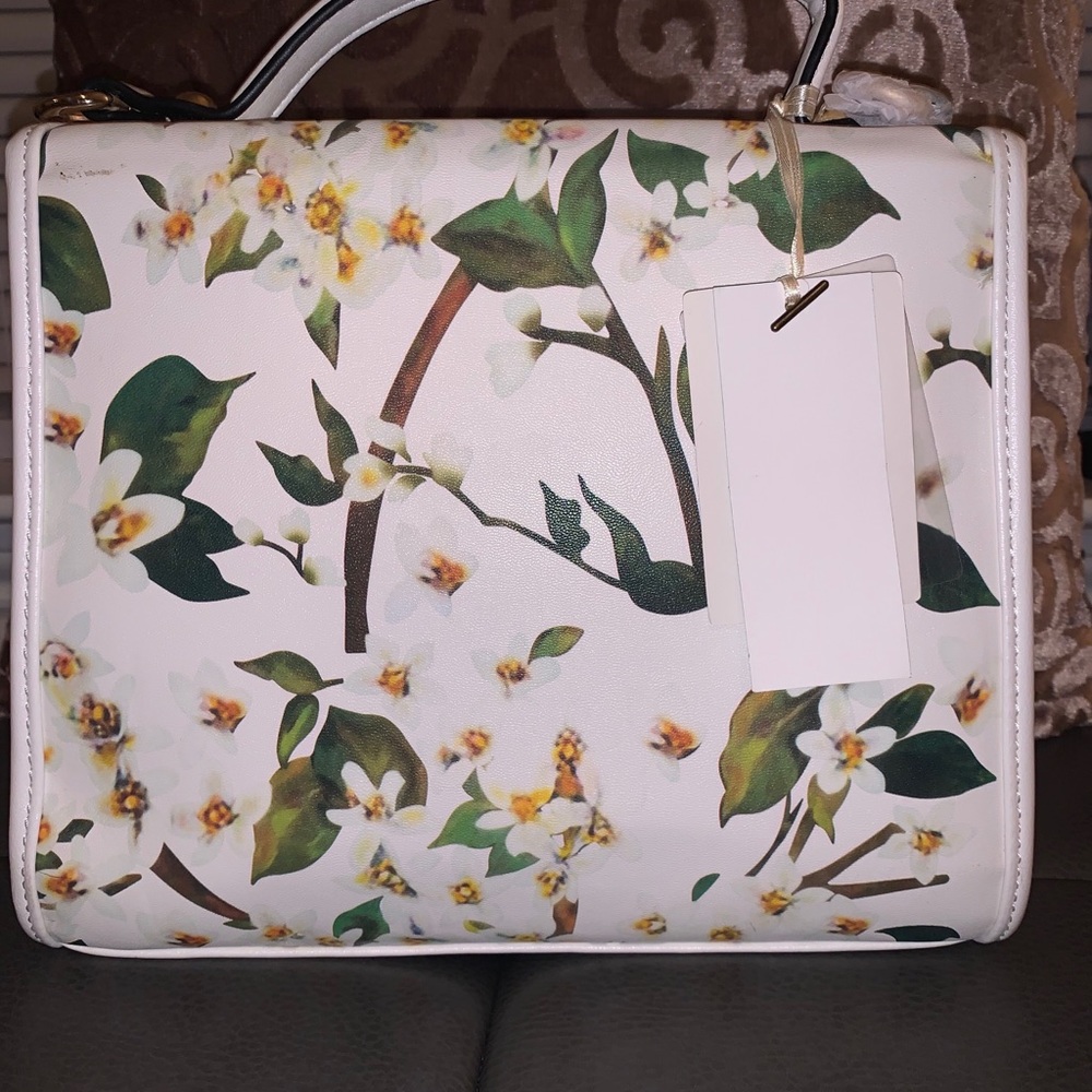 Beautiful handbag - Picture 2 of 4